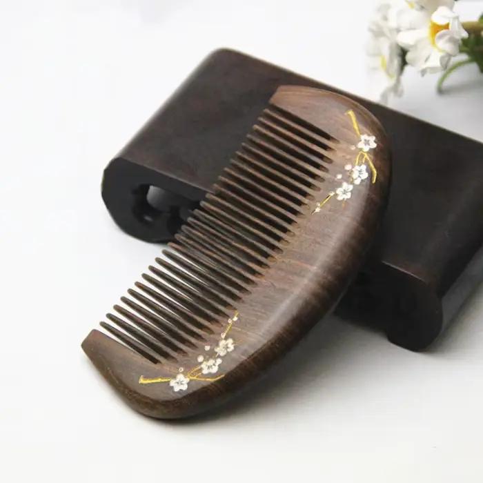 Petit peigne en bois de santal doré naturel, Structure en bois naturel, peigne à cheveux à dents fin