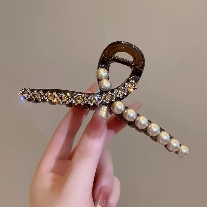 Accessoires de cheveux de luxe avec diamant et perle pour femmes