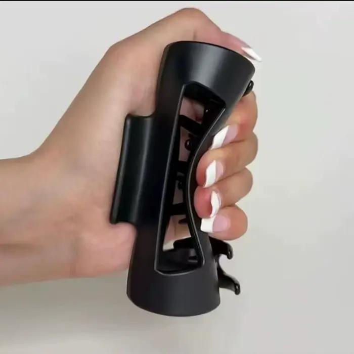 Pince à cheveux en silicone souple et sûre en forme de requin pour femmes, antidérapante, protection