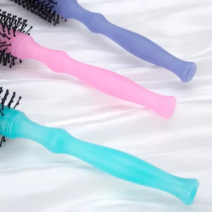 Brosse de coiffage ergonomique à poignée ronde - Design cylindrique incurvé