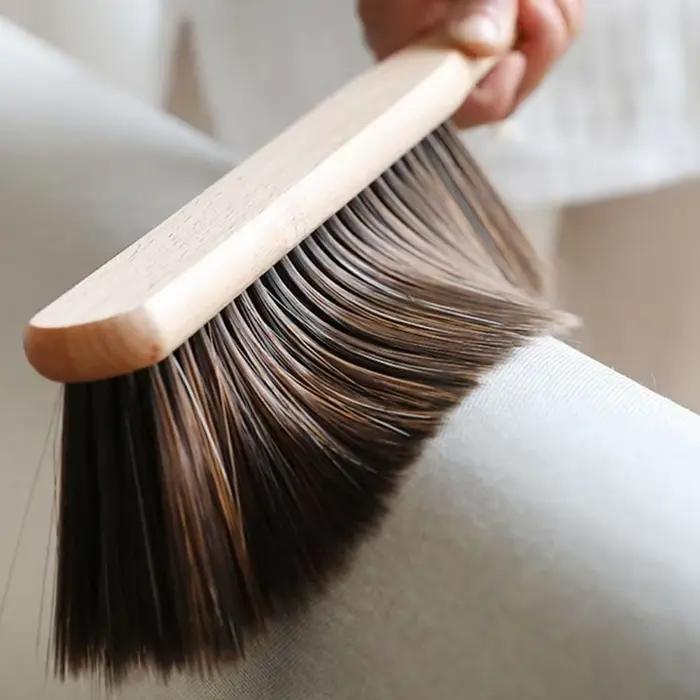 Brosse à poils en bois naturel