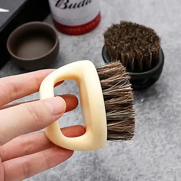 Brosse à barbe en fourrure pour hommes