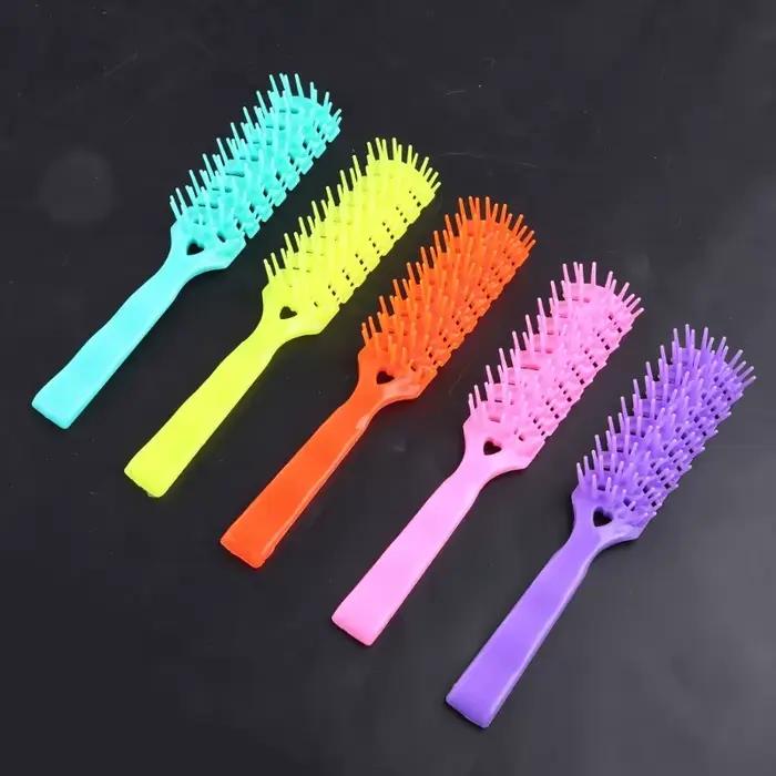 Brosse à cheveux professionnelle incurvée et ventilée