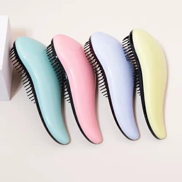 Brosse démêlante antistatique massante