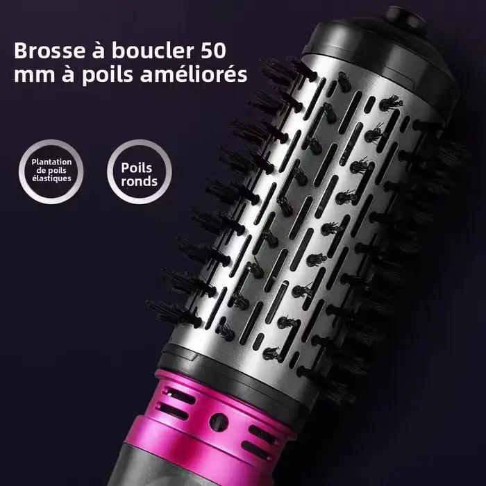 Sèche-cheveux et brosse volumisante en une seule étape