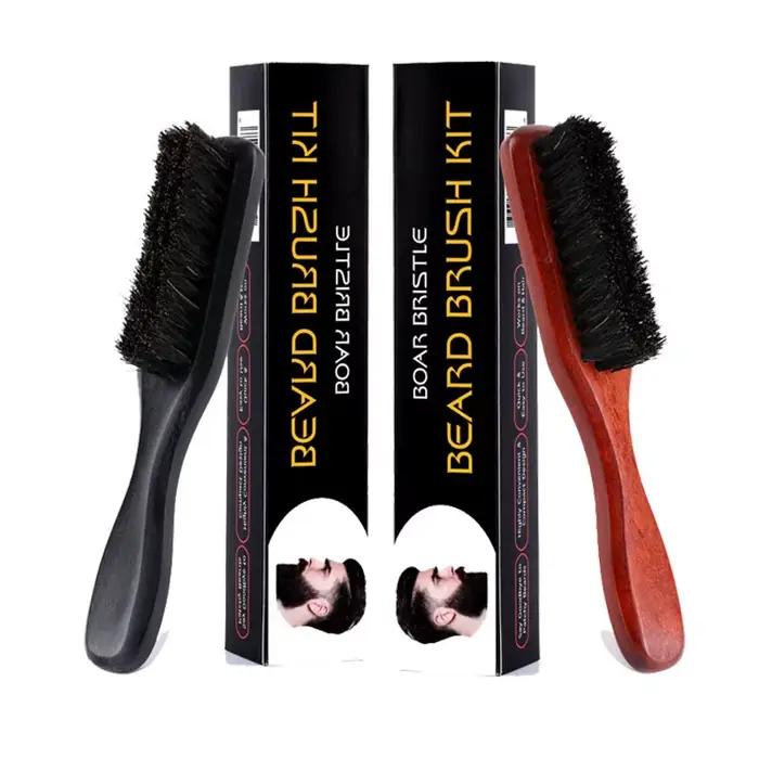 Brosse de toilettage pour barbe avec manche en bois