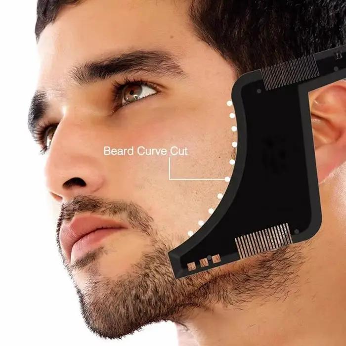 Peigne modèle de mise en forme de barbe pour hommes