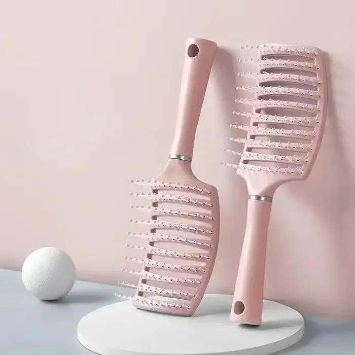 Brosse à cheveux douce pour masser le cuir chevelu