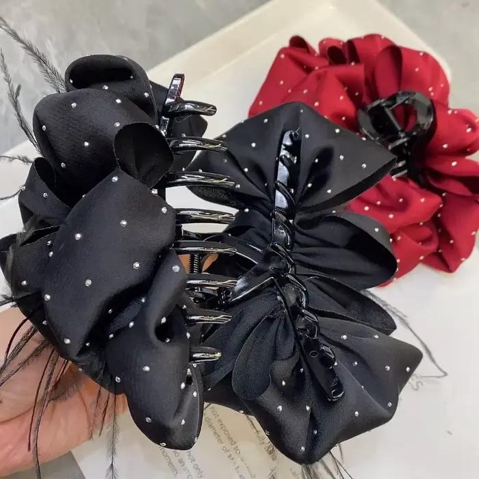 Pince à cheveux à la mode, design Unique, accessoire en strass, griffe de requin élégante, nœud papillon, accessoire pour cheveux pour femmes, pince à cheveux