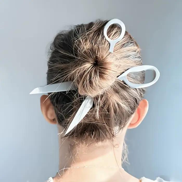 Nouvelles pinces à cheveux en forme de ciseaux
