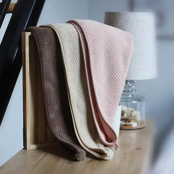 Bonnet de douche en microcarence à séchage rapide