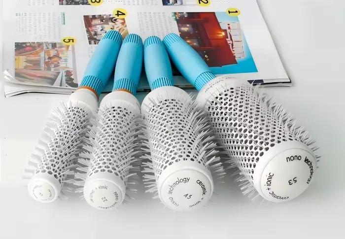 Brosse à cheveux professionnelle pour salon