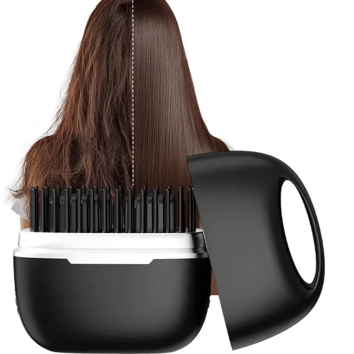 Petite brosse lissante pour cheveux