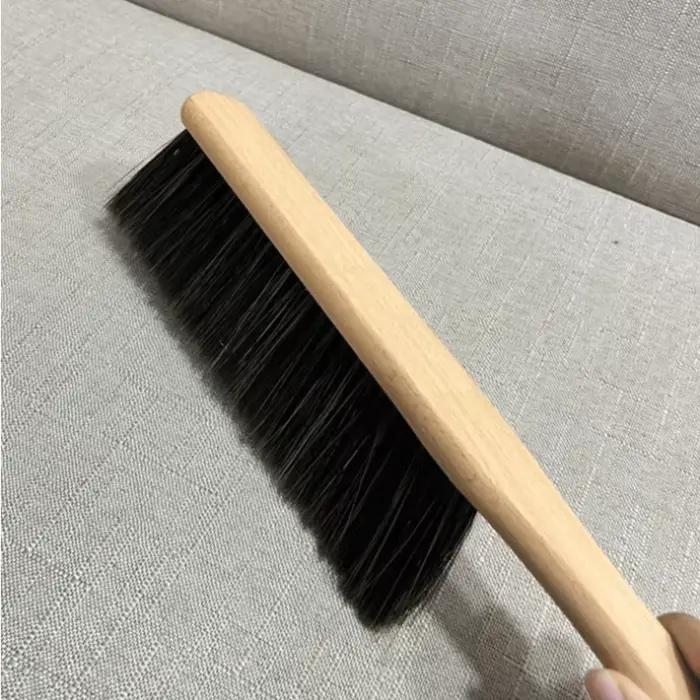 Brosse à poils en bois naturel