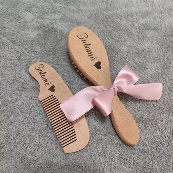 Brosse à cheveux et peigne en bois naturel pour bébé