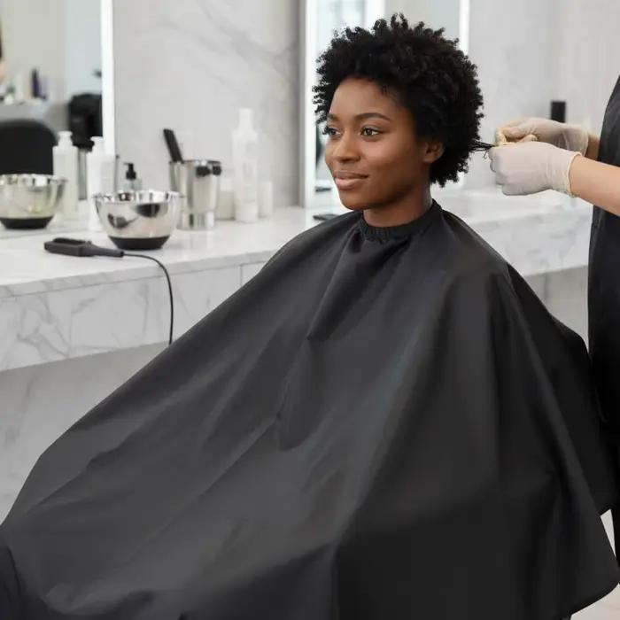 Cape de coiffure imperméable pour coupe de cheveux