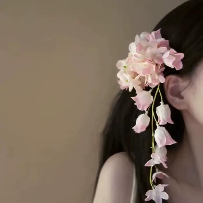 Épingle à cheveux à pampilles et fleurs de style féerique