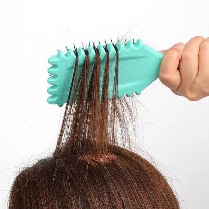 Brosse démêlante et coiffante sans douleur, peigne à queue de rat incurvé anti-rayures à poils doux, outil de coiffure pour boucles