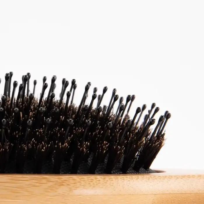 Brosse à cheveux en bois à poils souples pour femmes