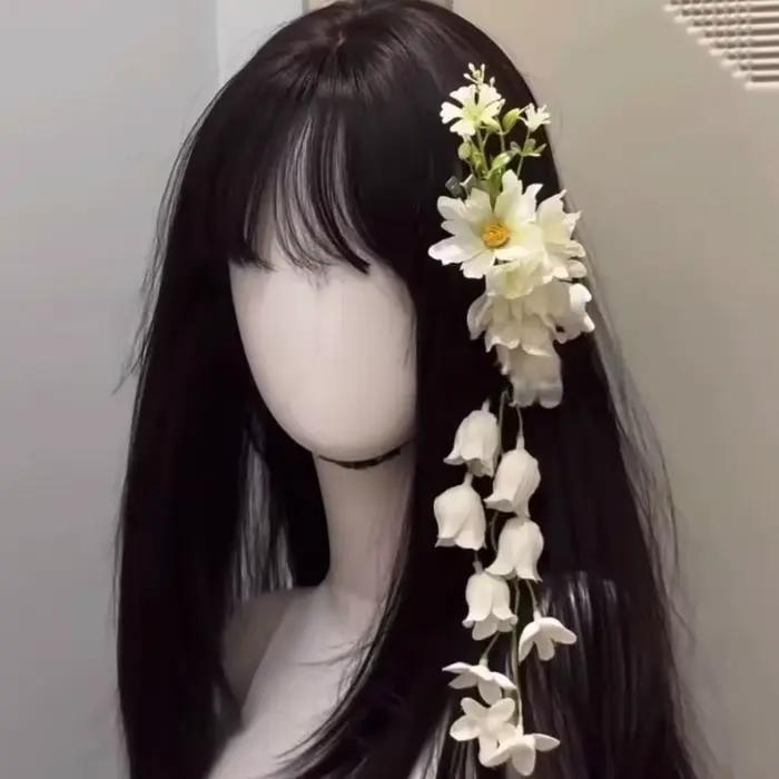 Épingle à cheveux à pampilles et fleurs de style féerique